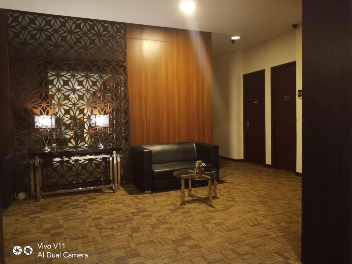 Ayla City Hotel Sorong Exterior foto