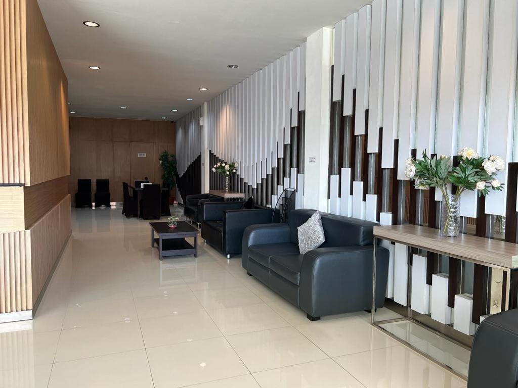 Ayla City Hotel Sorong Exterior foto